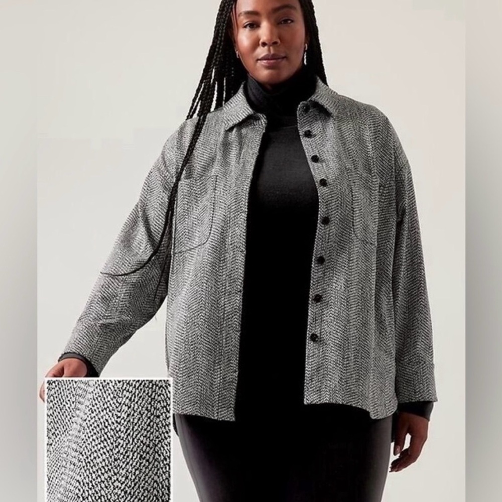 Athleta Braiden Black and White Textured Patterned Shirt Jacket - Picture 3 of 9